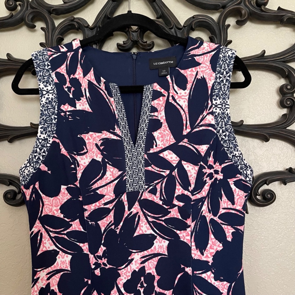 Liz Claiborne Floral Fit and Flare Sleeveless Dress Size 10 - Picture 6 of 16